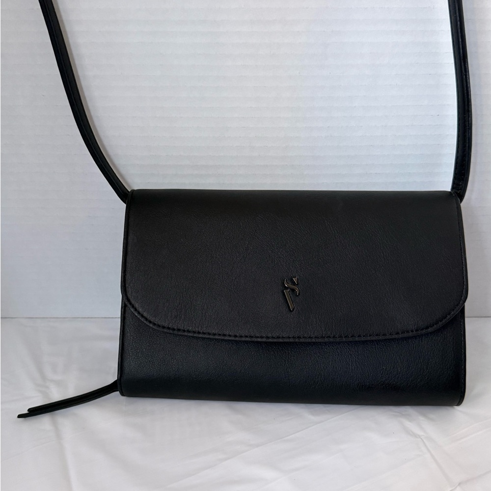 Vera Wang Classic Black Crossbody Bag